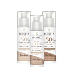 Laboratoires De Biarritz Soins Solaires Crème Solaire Visage Teintée Bio SPF50 Hydrate et protège 50ml